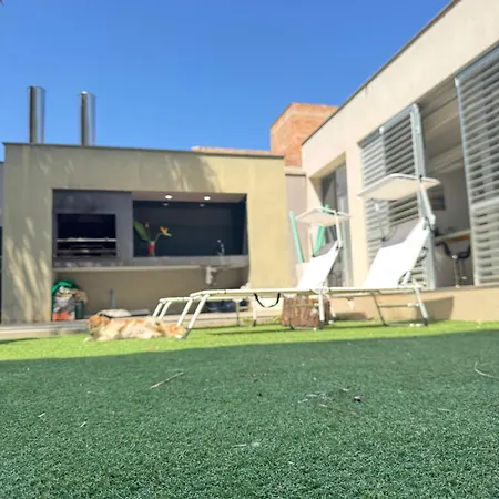 Casa De Diseno En El Delta Del Ebro 암포스타